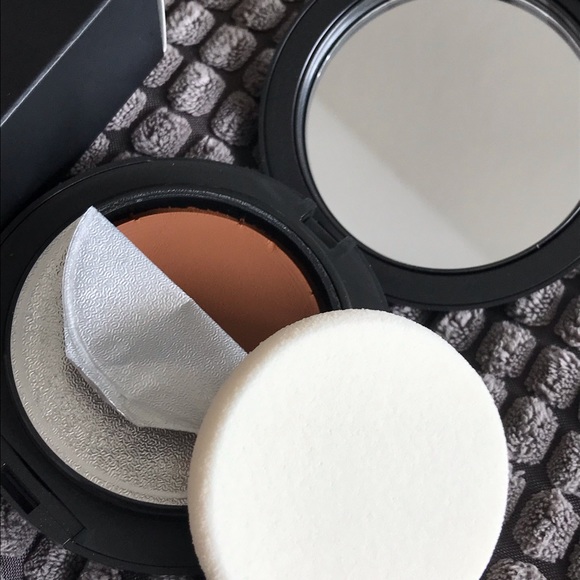 🔥3/$35🔥 MAC Studio Tech Foundation - NW46 - Picture 5 of 5
